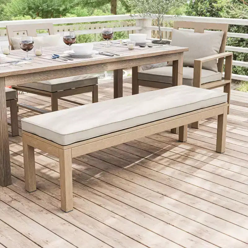 Banc de repas extérieur en métal Bordeaux Greemotion 145 cm : cadre en aluminium, coussins beiges, résistant aux UV et à l'eau