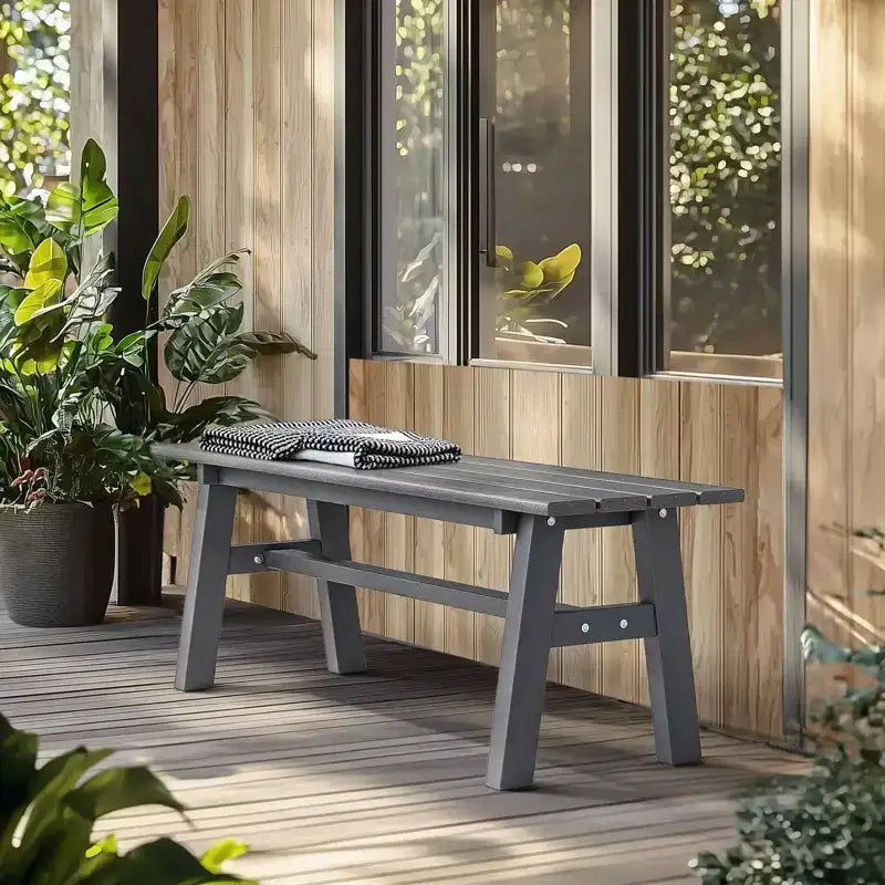 Karl Home | Banc de terrasse de 47 po en PEHD avec pieds en métal