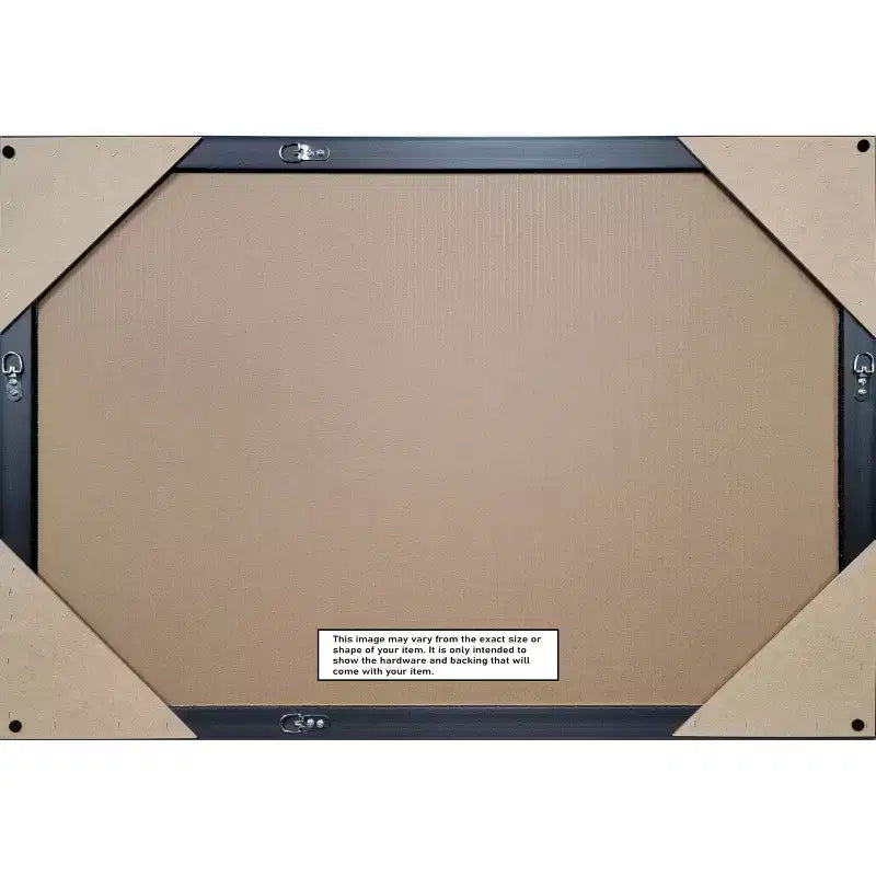 Miroir mural de salle de bain encadré de bois avec biseau d'un demi-pouce