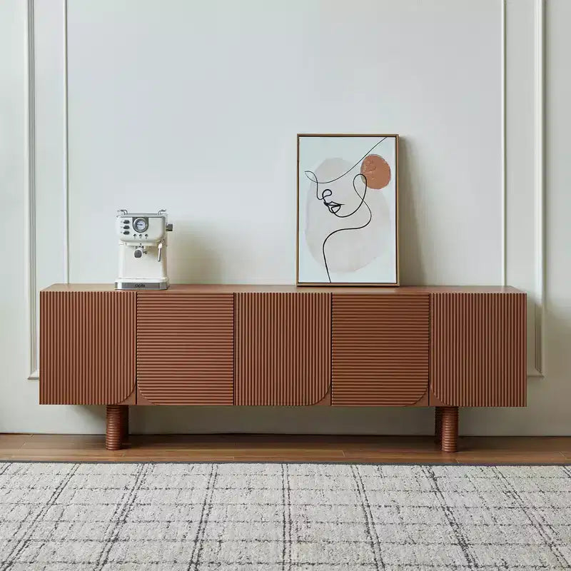 Meuble TV multimédia moderne cannelé de 180 cm de long, pour téléviseurs jusqu'à 203 cm, avec panneaux de porte encastrés et 4 placards de rangement, noyer