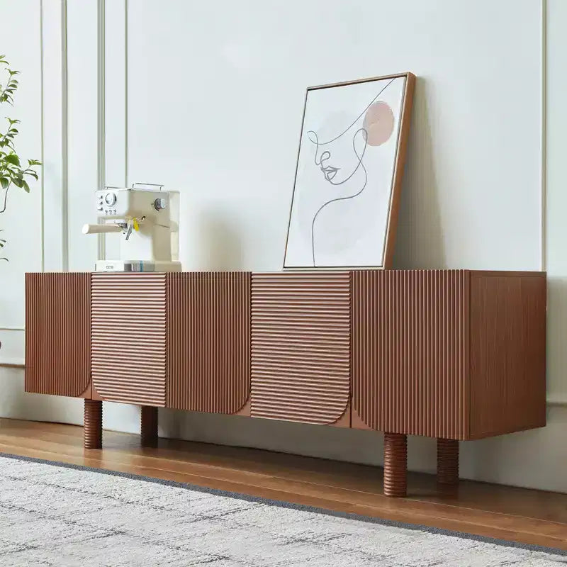 Meuble TV multimédia moderne cannelé de 180 cm de long, pour téléviseurs jusqu'à 203 cm, avec panneaux de porte encastrés et 4 placards de rangement, noyer