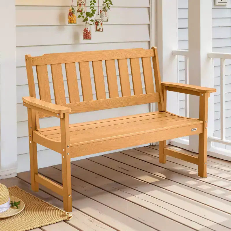 Banc extérieur VEVOR, 128 cm, capacité de charge de 362 kg pour 2-3 personnes, cadre en plastique résistant aux intempéries avec dossier et accoudoirs larges, couleur bois naturel