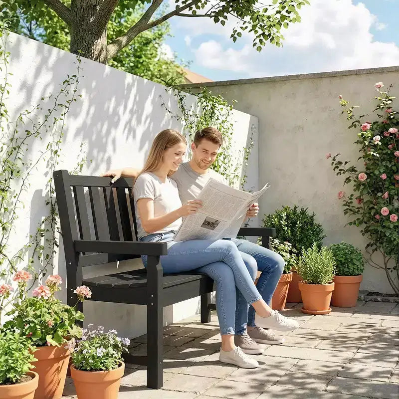 Banc d'extérieur Outsunny, banc de jardin 124 cm en PEHD toutes saisons, banc de patio 2 places avec capacité de 240 kg, siège incurvé pour jardin