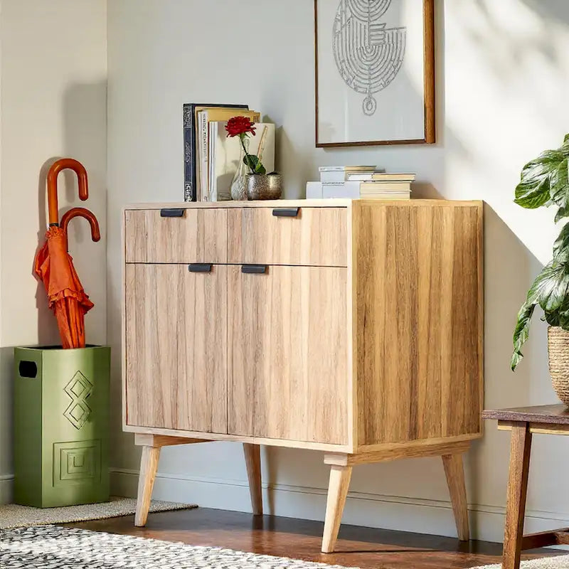 Meuble à 2 tiroirs et 2 portes Latimer Mid-Century Modern en manguier artisanal par Christopher Knight Home