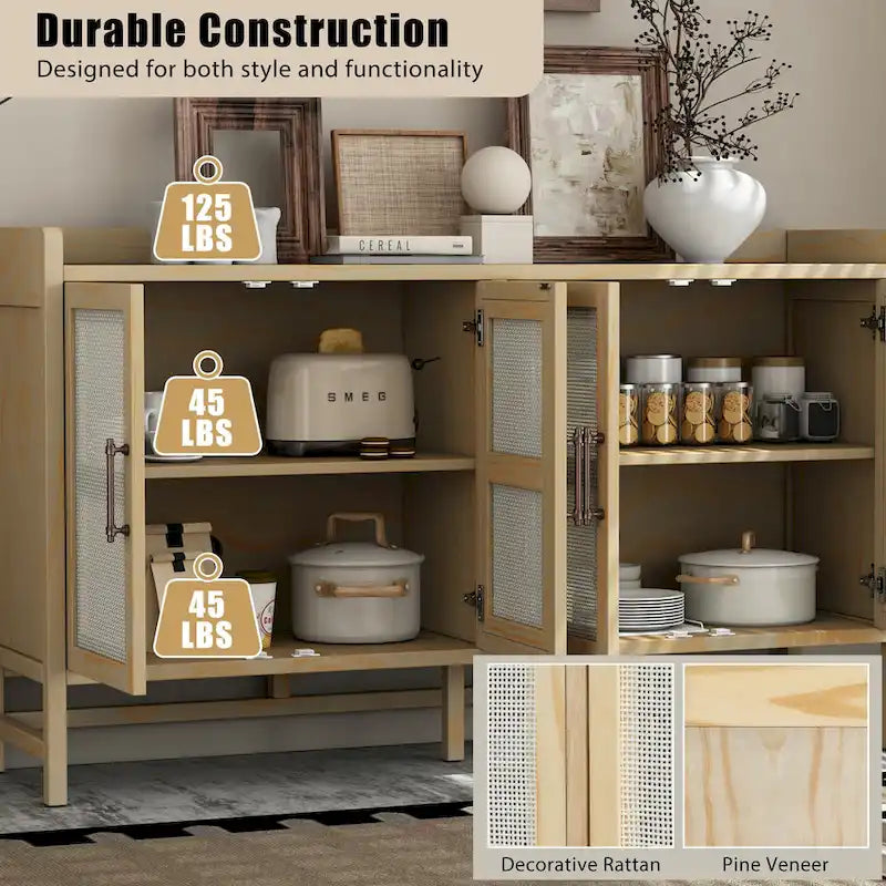 Bahut de style rustique avec portes décoratives en rotin