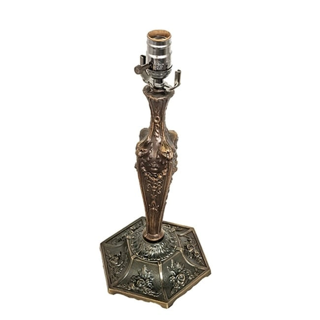 Pied de lampe Meyda Tiffany 158575 Tête de lion de 38 cm de haut