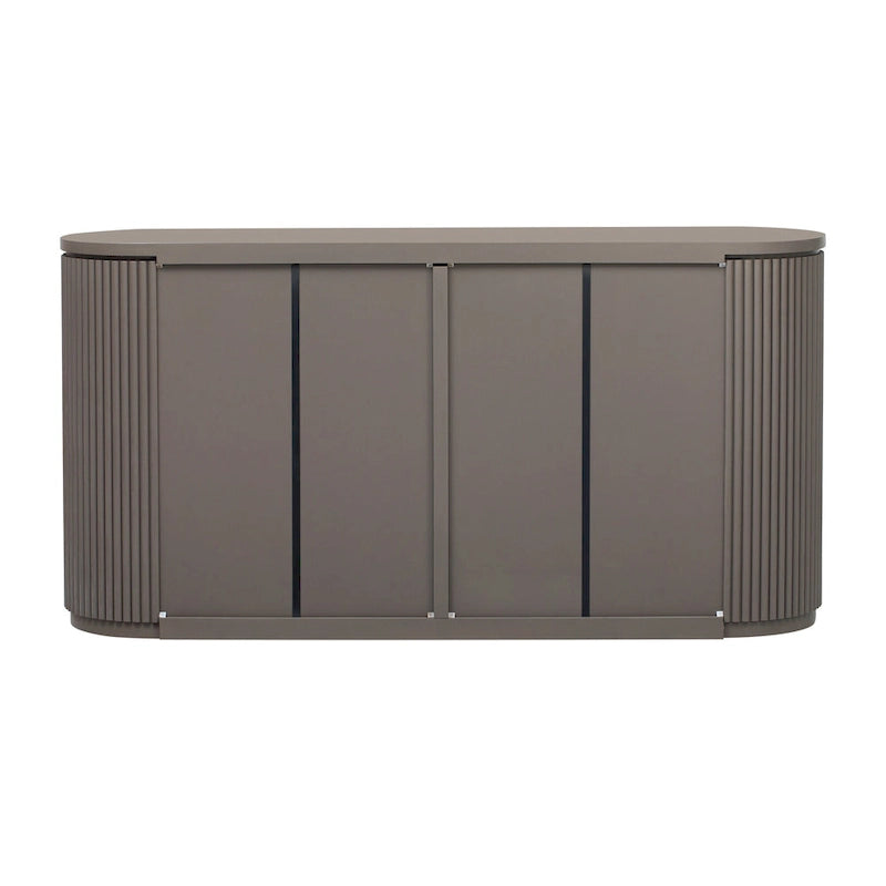 Armoire de rangement moderne avec étagères réglables, poignées métalliques et portes à rayures verticales