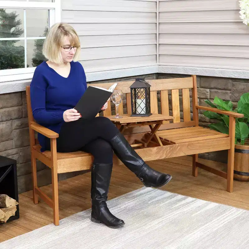 Banc 2 places Sunnydaze en bois de méranti avec finition à l'huile de teck et table escamotable - 60 - Marron