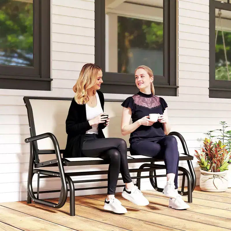 Banc à bascule extérieur 2 places Outsunny, causeuse double à bascule pour patio avec cadre en acier thermolaqué pour jardin