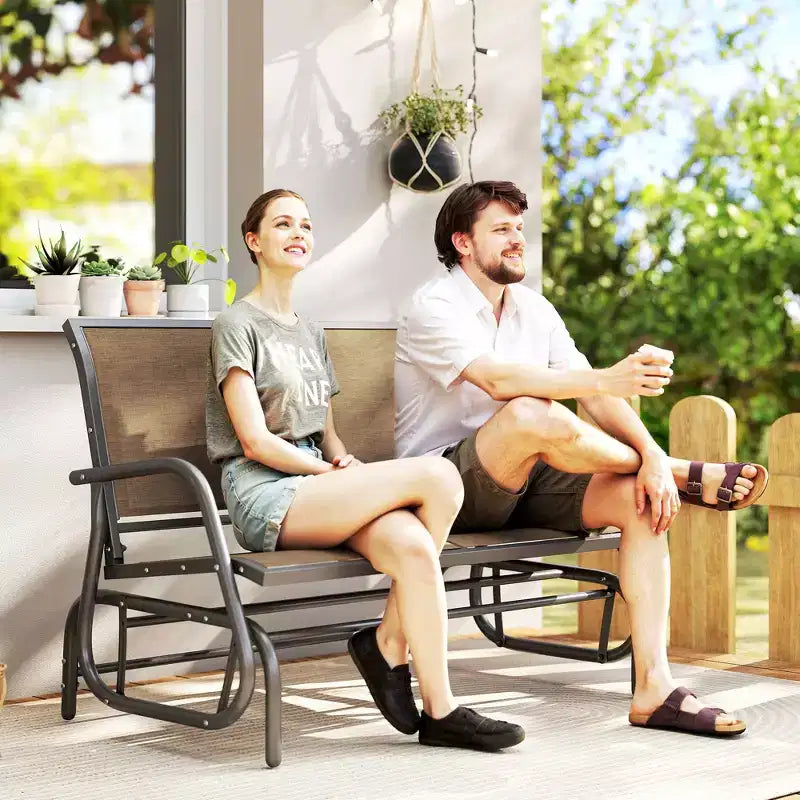 Banc à bascule extérieur 2 places Outsunny, causeuse double à bascule pour patio avec cadre en acier thermolaqué pour jardin