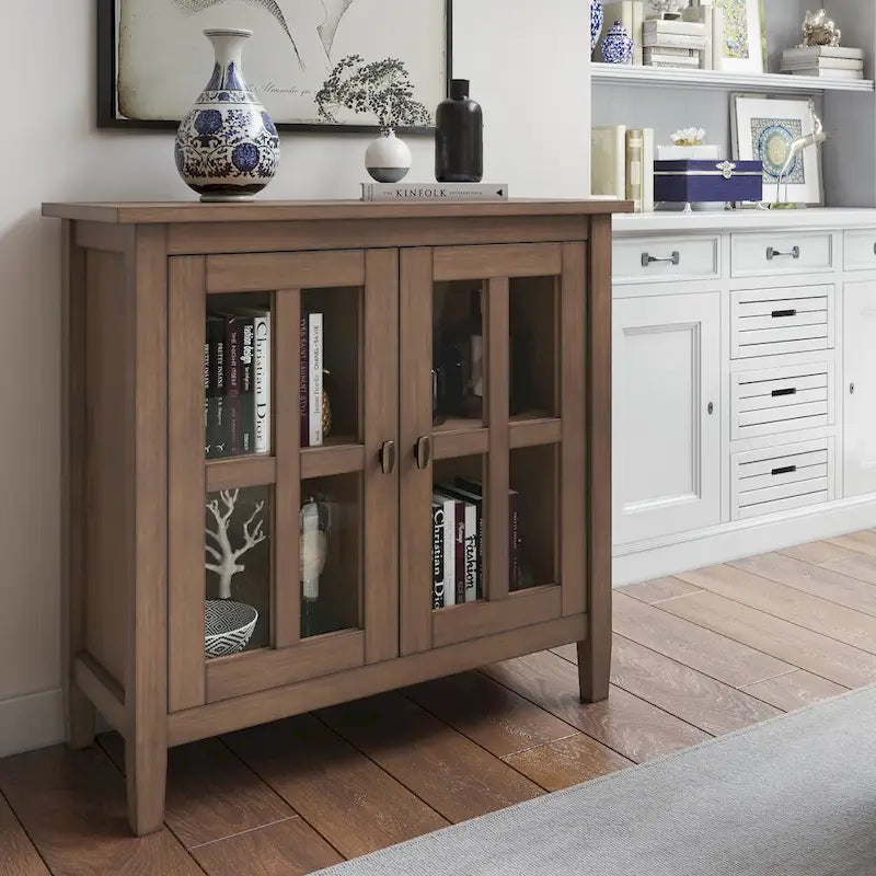 WYNDENHALL Norfolk ARMOIRE BASSE TRANSITIONNELLE EN BOIS MASSIF de 81 cm de large - 81 cm (L) x 36 cm (P) x 79 cm (H)