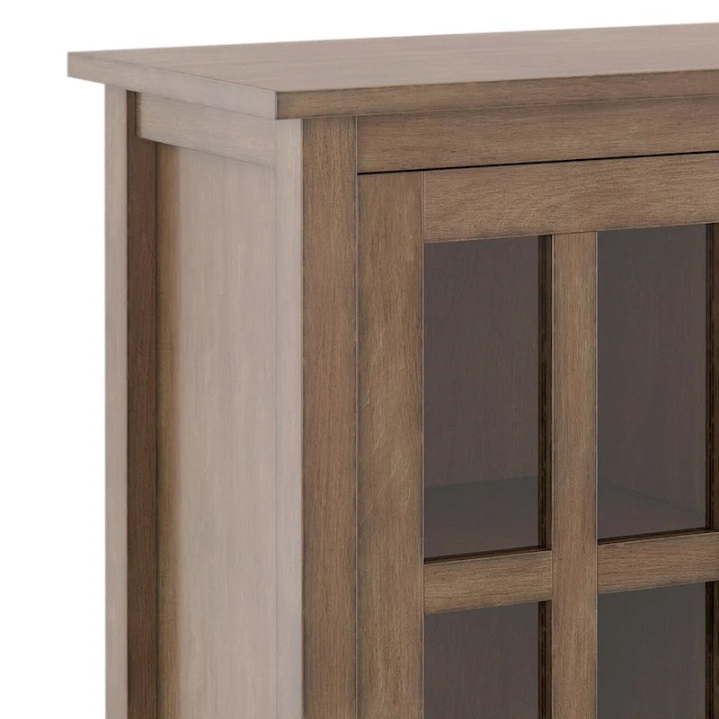 WYNDENHALL Norfolk ARMOIRE BASSE TRANSITIONNELLE EN BOIS MASSIF de 81 cm de large - 81 cm (L) x 36 cm (P) x 79 cm (H)