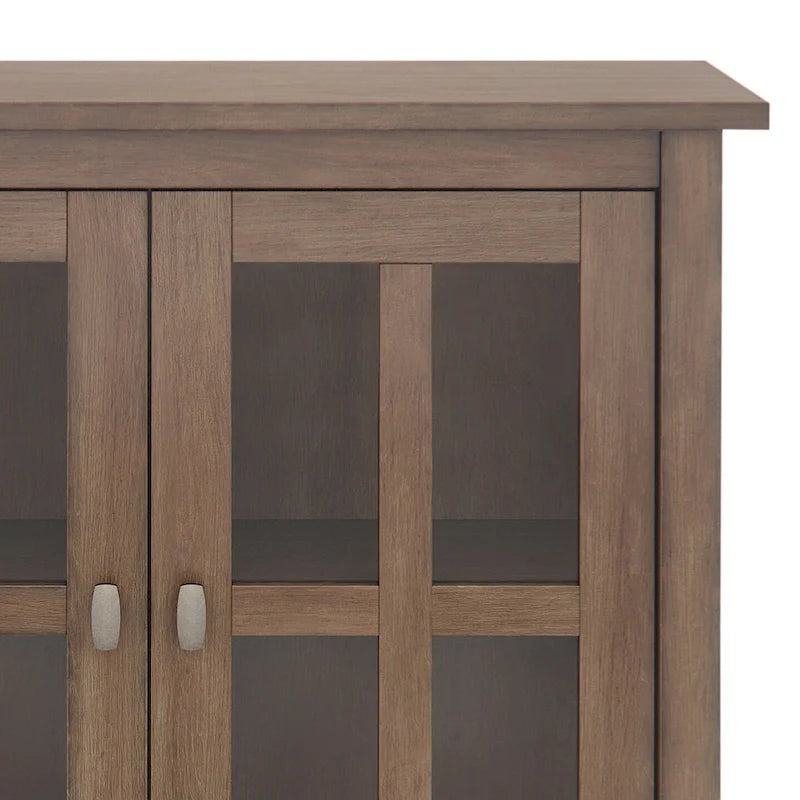 WYNDENHALL Norfolk ARMOIRE BASSE TRANSITIONNELLE EN BOIS MASSIF de 81 cm de large - 81 cm (L) x 36 cm (P) x 79 cm (H)