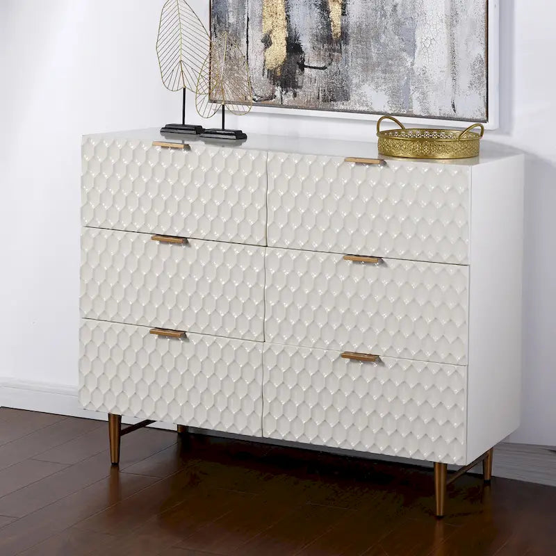 Commode d'appoint à six tiroirs Lexi avec poignées dorées – Fini crème et doré