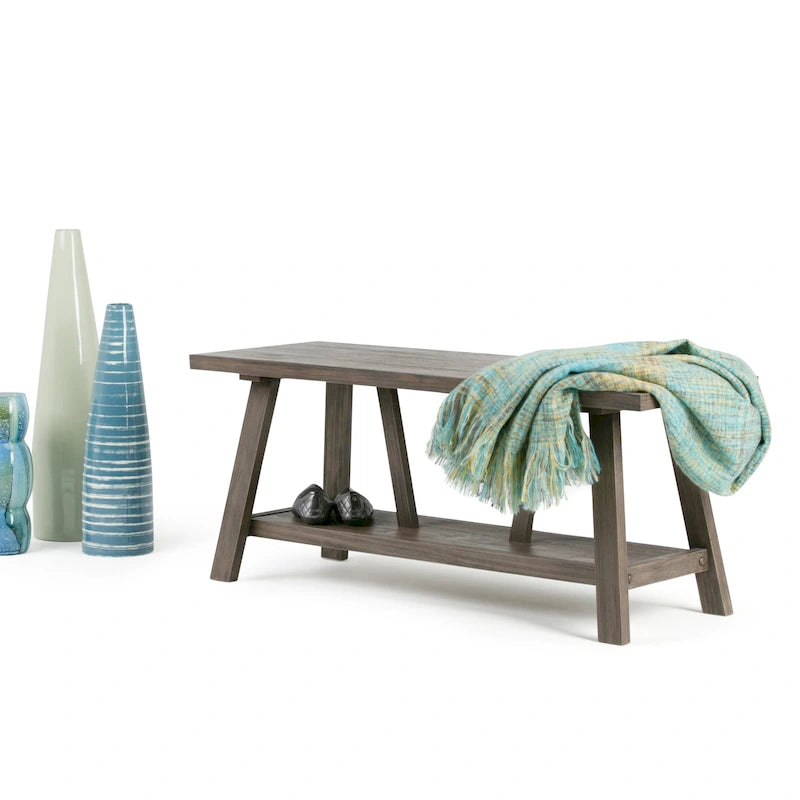 Banc d'entrée industriel WYNDENHALL Stewart en BOIS MASSIF de 122 cm de large, couleur bois flotté - 122 L x 43 P x 51 H