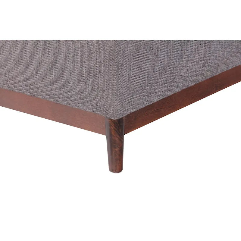 Pouffe de rangement tufté Brooke avec garniture en bois de style transitionnel