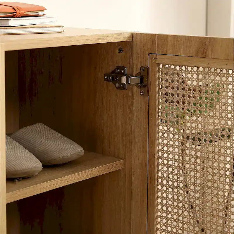 Meuble à chaussures à deux portes en rotin avec grand espace de rangement et structure durable