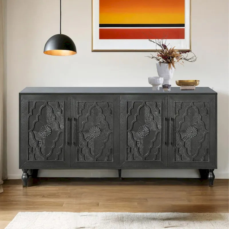 Grand meuble de rangement avec portes sculptées motif floral et poignées en métal, idéal pour le salon, la cuisine ou l'entrée.