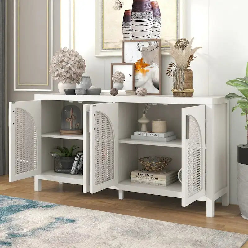 Buffet avec porte en rotin synthétique et poignées en métal pour salon et entrée