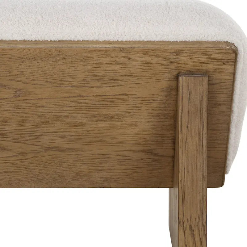 Banc en tissu ivoire Wedged Uttermost – 17 H X 59 L X 19 P